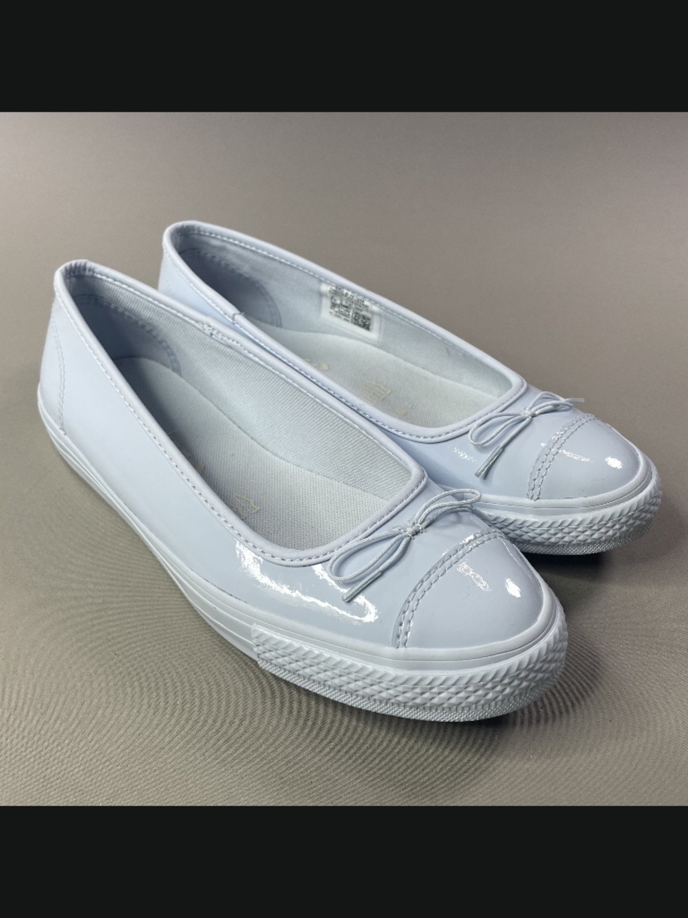 NEW Converse Shoes Womens 8.5 baby blue patent leather ballet flats streetwear